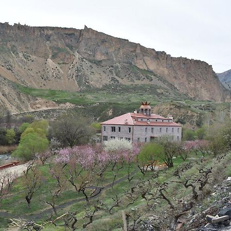 Areni Lodge Exterior foto